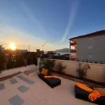 Apartamento Sunshine Deluxe 80m2 With Pool, 50 M2 Garden Lounge And Outdoor Space