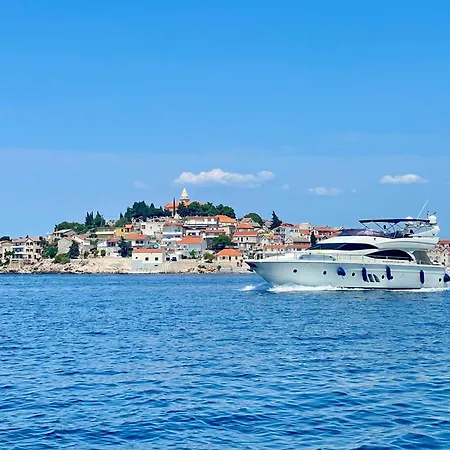 Sunshine Deluxe 79m2 With Pool, 50 M2 Garden Lounge And Outdoor Space